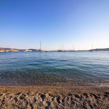 Apartment Central Seaside Flat With Excellent View In Bodrum